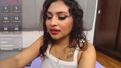 Naia online show from 09.11.25