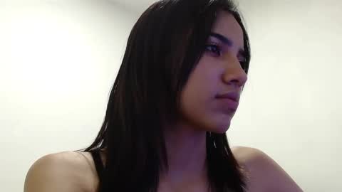 Snapshot of naiakit18 chatting on 01.11.25 naiakit18 online show from 01.11.25