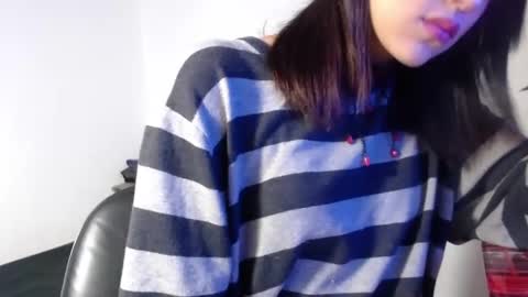 Snapshot of naiakit18 chatting on 02.13.25 naiakit18 online show from 02.13.25