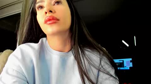 Naila online show from 01.13.26