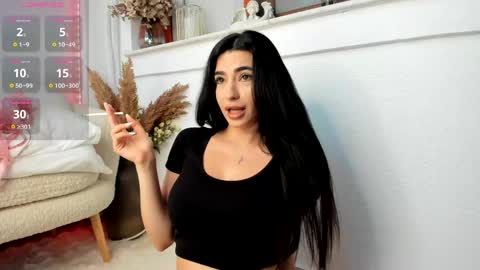 Naila online show from 04.29.26