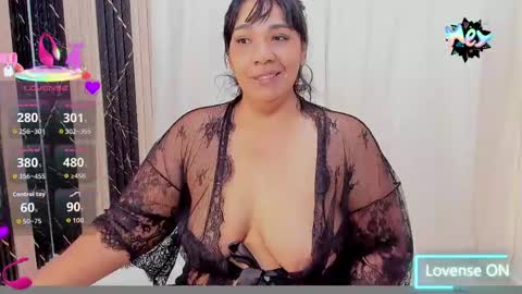 Nailha online show from 04.26.26