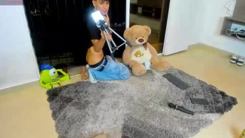  N A I M T H E  K I N G  online show from 03.15.26