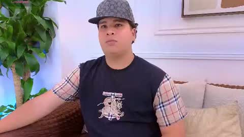 naimruiz_ online show from 07.22.26
