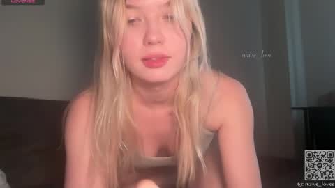 Mia  guest- Eva from DOUBLECUTIES online show from 04.24.26
