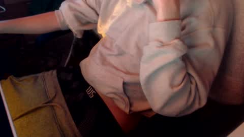 Snapshot of naj8 chatting on 09.29.25 Drew online show from 09.29.25