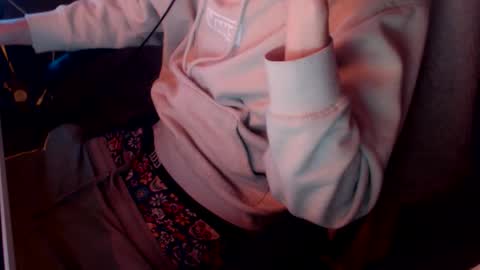 Snapshot of naj8 chatting on 10.13.25 Drew online show from 10.13.25