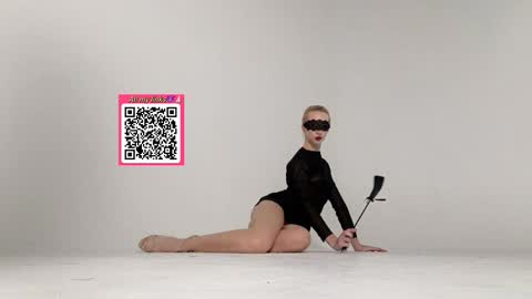 Snapshot of naked_psychologist chatting on 02.21.25 Asy no face  online show from 02.21.25