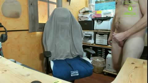 Snapshot of nakedluke chatting on 02.18.25 Luke online show from 02.18.25