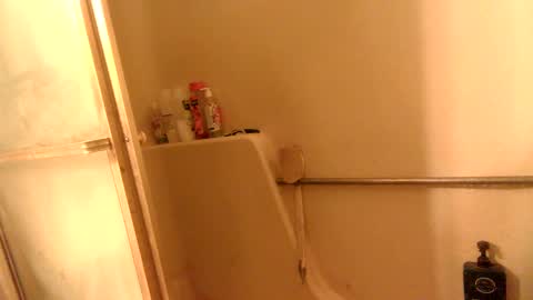 Snapshot of nakednate1780 chatting on 02.26.25 nakednate1780 online show from 02.26.25