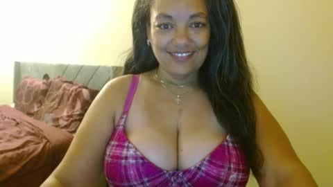 Snapshot of nala_thickk chatting on 12.09.24 Nala Thickk online show from 12.09.24