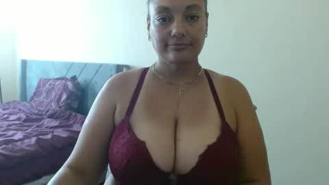 Snapshot of nala_thickk chatting on 12.22.24 Nala Thickk online show from 12.22.24