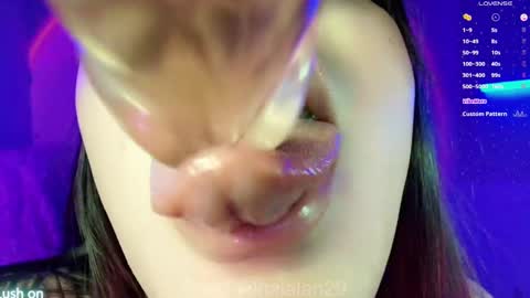 Onlyf4s nalalan29 online show from 12.03.24