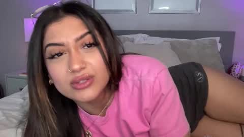 Snapshot of nalanistorme chatting on 12.16.25 Nalani online show from 12.16.25