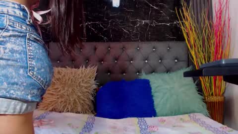 NALAROY online show from 01.20.25