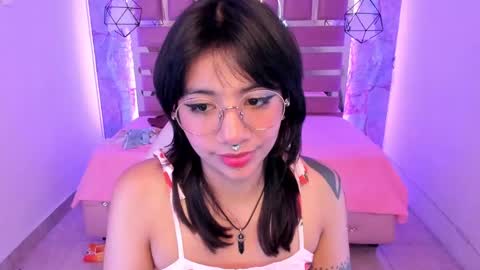 Snapshot of nami_usagi chatting on 01.04.25 nami_usagi online show from 01.04.25