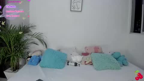 Snapshot of namibergman_ chatting on 12.21.24 N A M I - OF namibergmant online show from 12.21.24