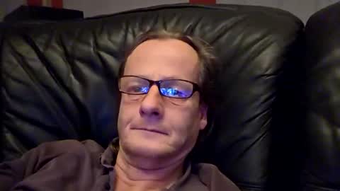 Snapshot of namorreyeb chatting on 11.28.25 namorreyeb online show from 11.28.25