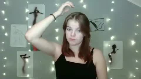 Snapshot of nana_new chatting on 09.22.25 Nana online show from 09.22.25