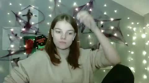 Snapshot of nana_new chatting on 10.09.25 Nana online show from 10.09.25