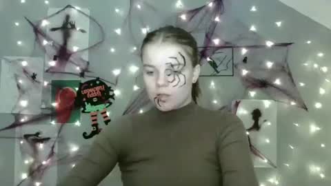 Snapshot of nana_new chatting on 10.22.25 Nana online show from 10.22.25