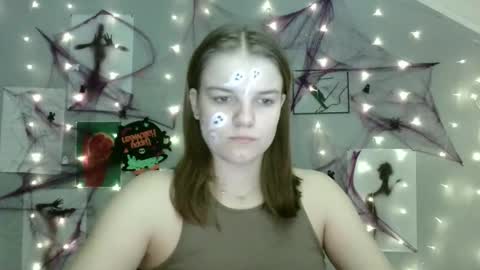 Snapshot of nana_new chatting on 10.29.25 Nana online show from 10.29.25