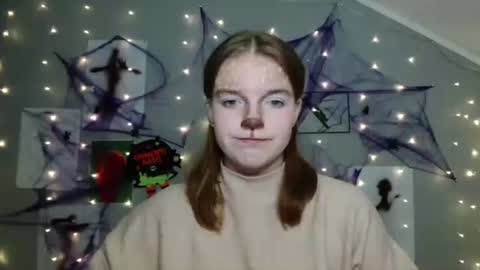 Snapshot of nana_new chatting on 10.31.25 Nana online show from 10.31.25