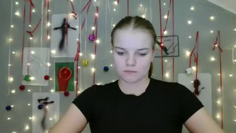 Snapshot of nana_new chatting on 11.06.25 Nana online show from 11.06.25