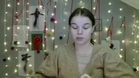 Snapshot of nana_new chatting on 11.18.25 Nana online show from 11.18.25