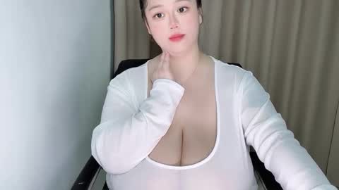Snapshot of nanabigbobo chatting on 04.30.26 nanabigbobo online show from 04.30.26