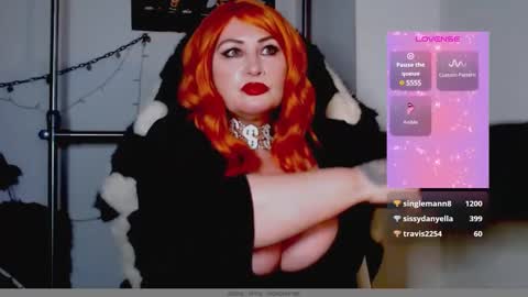 Snapshot of nanalagloss chatting on 01.31.25 NanaLaGloss online show from 01.31.25