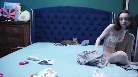 Snapshot of nanamilovestomoe chatting on 02.14.26 LukaMaria online show from 02.14.26