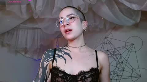 Snapshot of nanaxnana chatting on 02.19.25 Alma Maria online show from 02.19.25