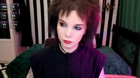 Snapshot of nancyaddams chatting on 11.23.25 Nancy online show from 11.23.25