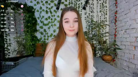 Snapshot of nancycaseys chatting on 02.17.25 Luna online show from 02.17.25