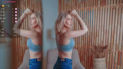 Snapshot of nancysweetheart chatting on 02.26.25 nancysweetheart online show from 02.26.25