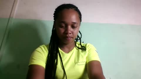 Snapshot of nandrianina416143 chatting on 06.08.26 nandrianina416143 online show from 06.08.26