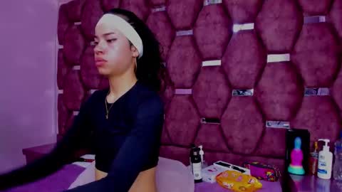 nanis james15 online show from 06.05.26