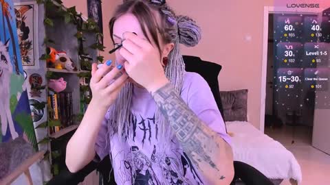 Monday-Friday 12-4 AM and 6-9 AM New York time online show from 12.30.24