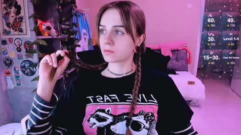 Monday-Friday 12-4 AM and 6-9 AM New York time online show from 01.26.25