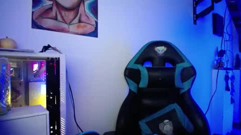 Snapshot of nanna_yoshi chatting on 12.13.24 nanna yoshi online show from 12.13.24