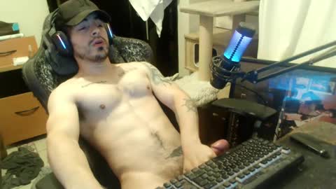 Snapshot of nansmile chatting on 10.08.25 Nan online show from 10.08.25