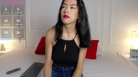 nany_model25 online show from 11.27.25