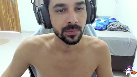 Snapshot of nanz25 chatting on 11.03.25 Peter online show from 11.03.25