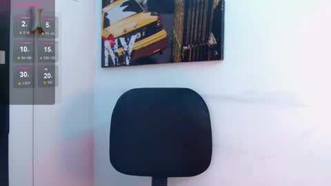 Snapshot of naomi_delux_hm chatting on 09.15.25 NAOMI online show from 09.15.25