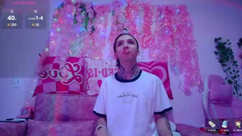 naomi_femme online show from 06.18.26
