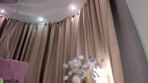 Naomi online show from 10.27.25