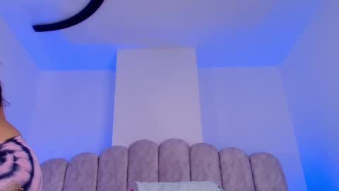 naomi online show from 04.20.26