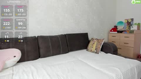 Snapshot of naomi_tara chatting on 01.17.25 Naomi online show from 01.17.25