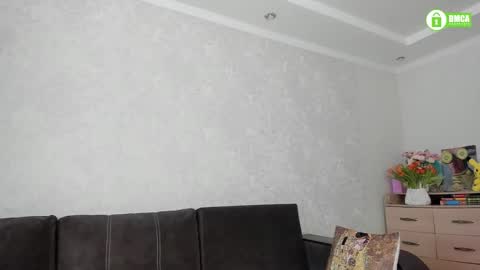 Snapshot of naomi_tara chatting on 03.08.25 Naomi online show from 03.08.25